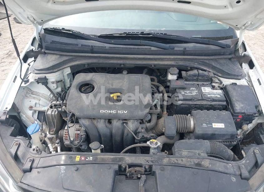 Photo 10 of 2017 Hyundai Elantra SE (VIN 5NPD74LF2HH143857)