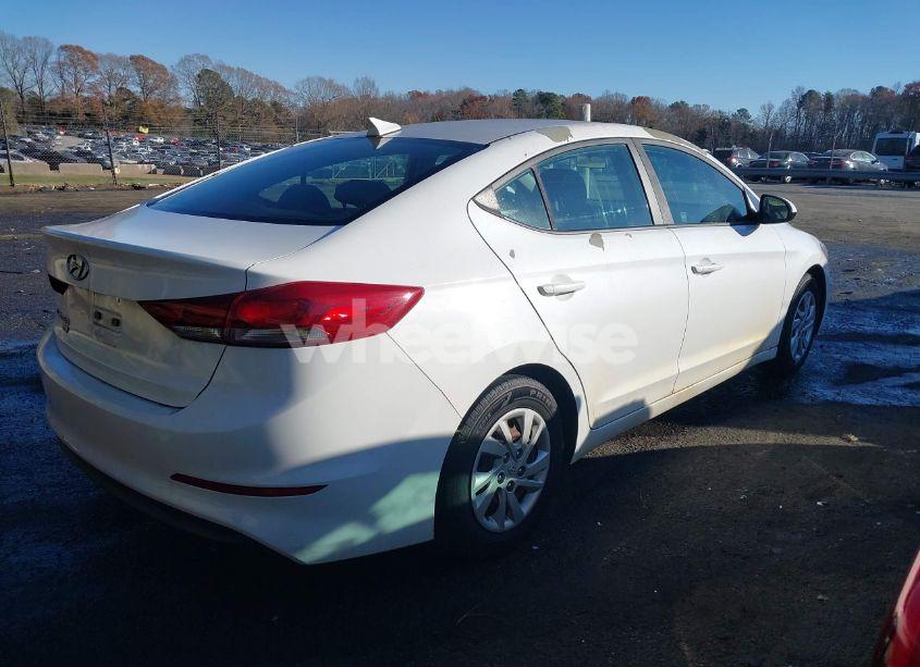 Photo 4 of 2017 Hyundai Elantra SE (VIN 5NPD74LF2HH167480)