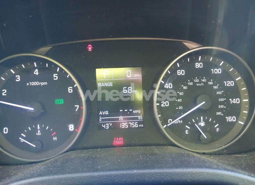 Photo 7 of 2017 Hyundai Elantra SE (VIN 5NPD74LF2HH167480)