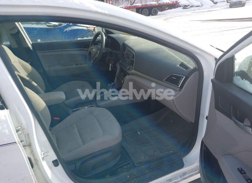 Photo 5 of 2017 Hyundai Elantra SE (VIN 5NPD74LF2HH170119)
