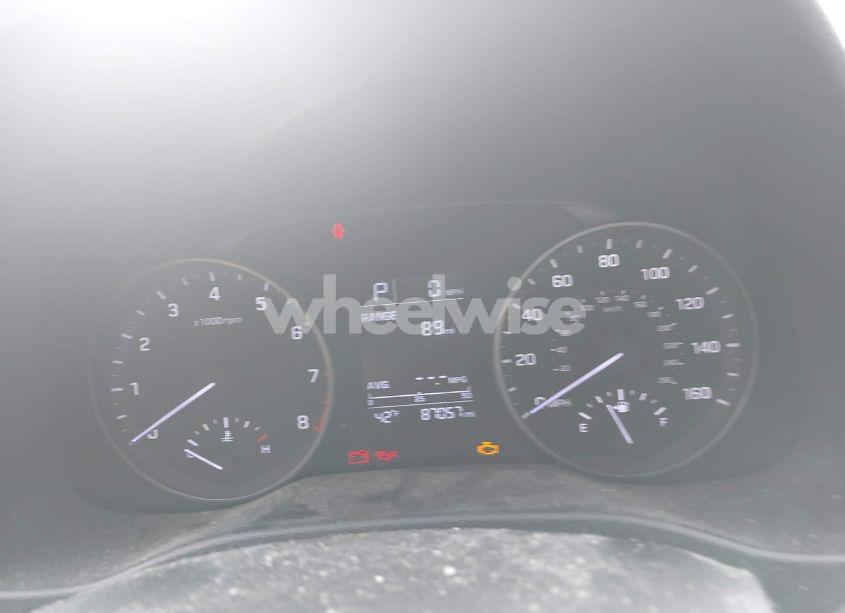 Photo 7 of 2017 Hyundai Elantra SE (VIN 5NPD74LF2HH170119)