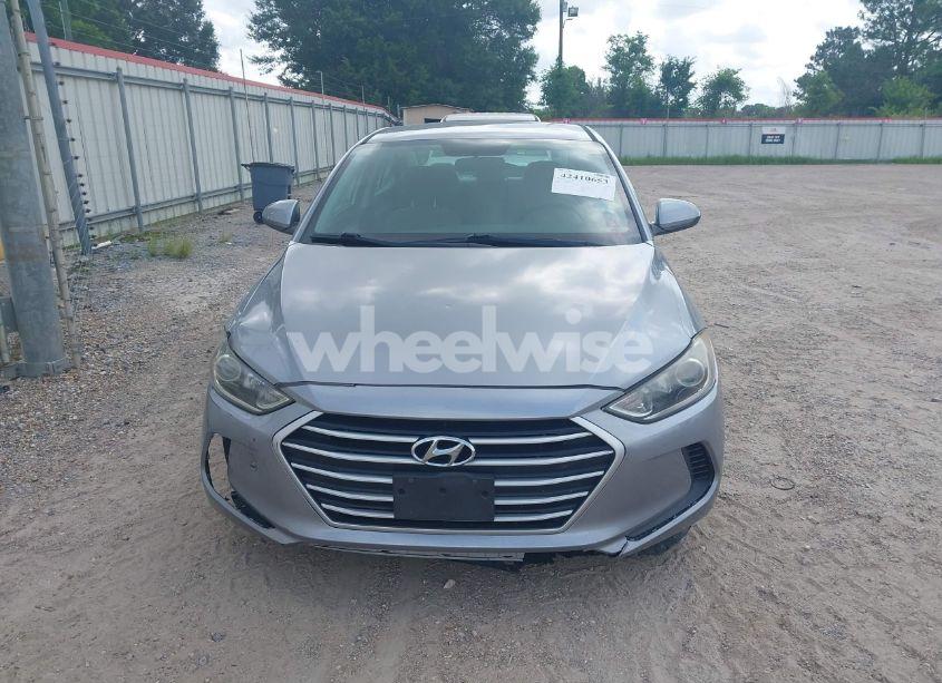 Photo 12 of 2017 Hyundai Elantra SE (VIN 5NPD74LF2HH172632)