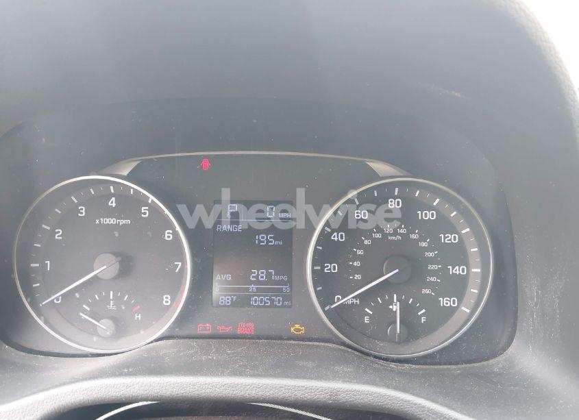 Photo 7 of 2017 Hyundai Elantra SE (VIN 5NPD74LF2HH172632)