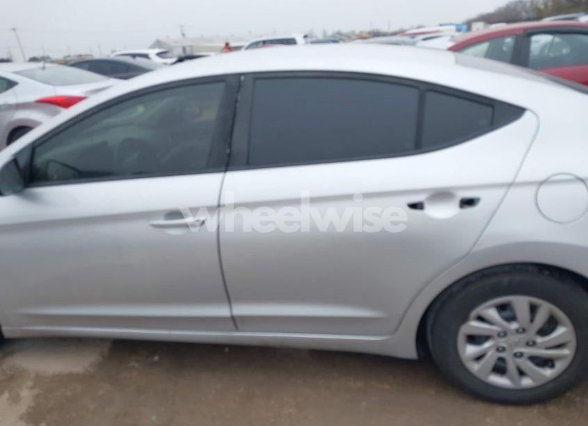 Photo 14 of 2017 Hyundai Elantra SE (VIN 5NPD74LF2HH176745)