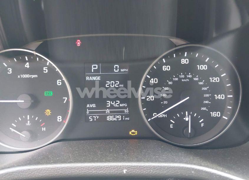 Photo 15 of 2017 Hyundai Elantra SE (VIN 5NPD74LF2HH176745)