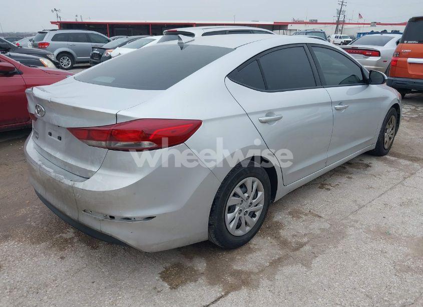 Photo 4 of 2017 Hyundai Elantra SE (VIN 5NPD74LF2HH176745)
