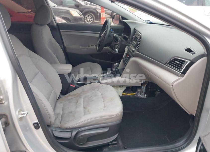 Photo 5 of 2017 Hyundai Elantra SE (VIN 5NPD74LF2HH176745)