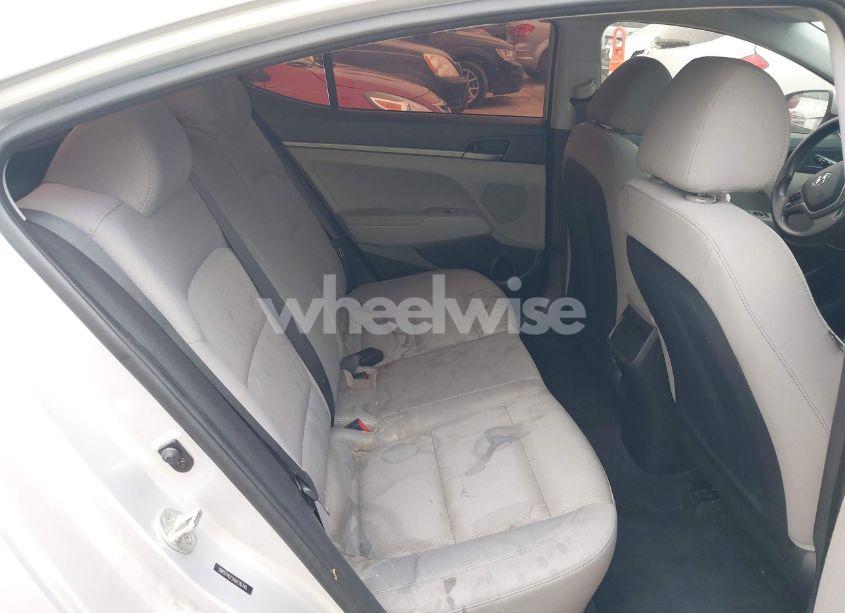 Photo 8 of 2017 Hyundai Elantra SE (VIN 5NPD74LF2HH176745)