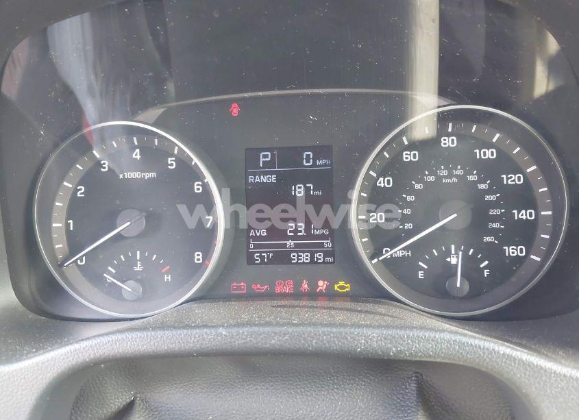 Photo 7 of 2017 Hyundai Elantra SE (VIN 5NPD74LF2HH204334)