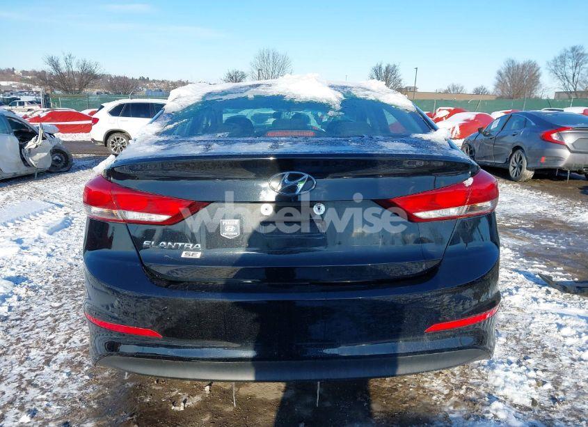 Photo 15 of 2018 Hyundai Elantra SE (VIN 5NPD74LF2JH242796)