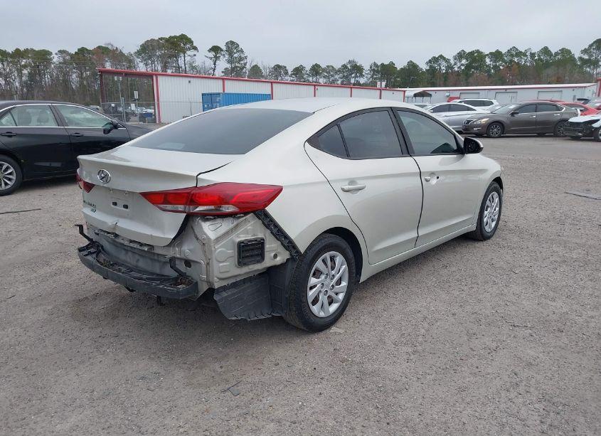Photo 4 of 2018 Hyundai Elantra SE (VIN 5NPD74LF2JH260991)