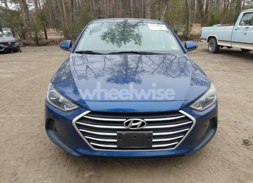 Photo 13 of 2018 Hyundai Elantra SE (VIN 5NPD74LF2JH266435)