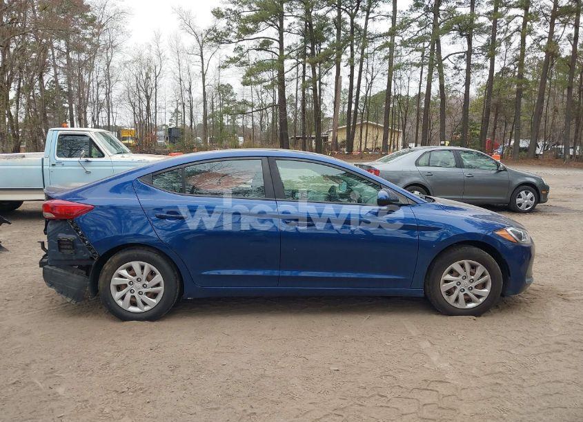 Photo 14 of 2018 Hyundai Elantra SE (VIN 5NPD74LF2JH266435)