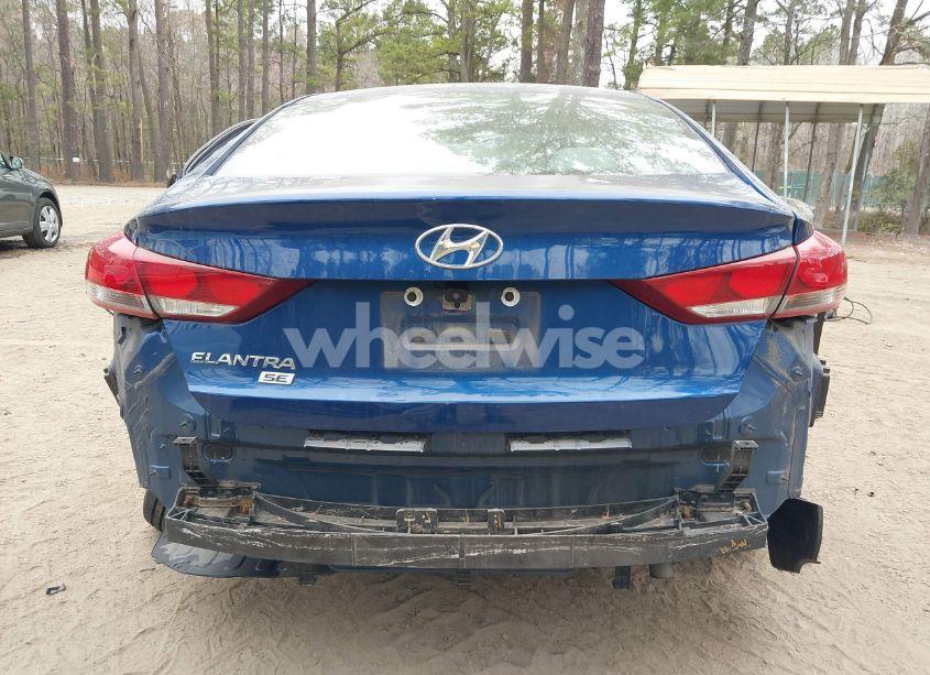 Photo 18 of 2018 Hyundai Elantra SE (VIN 5NPD74LF2JH266435)