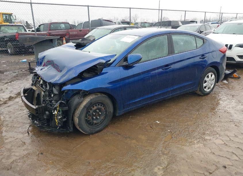 Photo 2 of 2018 Hyundai Elantra SE (VIN 5NPD74LF2JH275944)