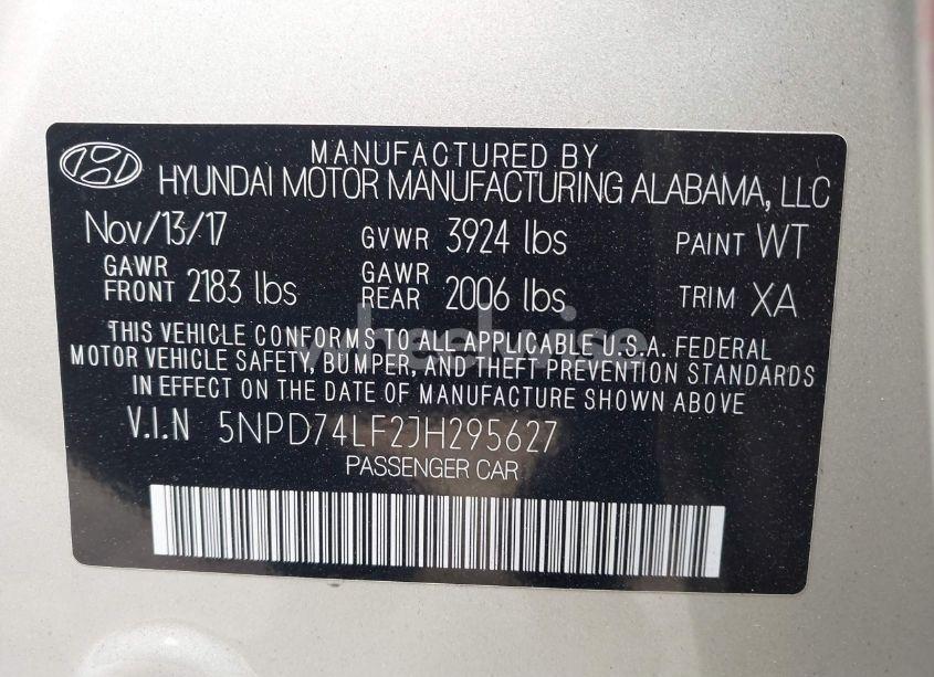 Photo 9 of 2018 Hyundai Elantra SE (VIN 5NPD74LF2JH295627)