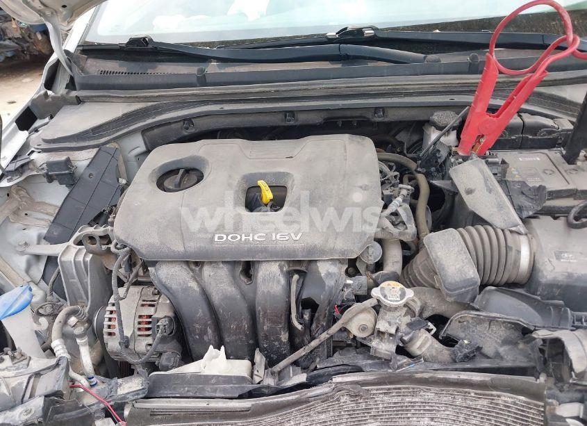 Photo 10 of 2018 Hyundai Elantra SE (VIN 5NPD74LF2JH326553)