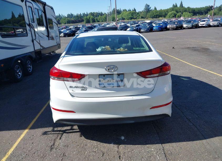 Photo 16 of 2018 Hyundai Elantra SE (VIN 5NPD74LF2JH328285)