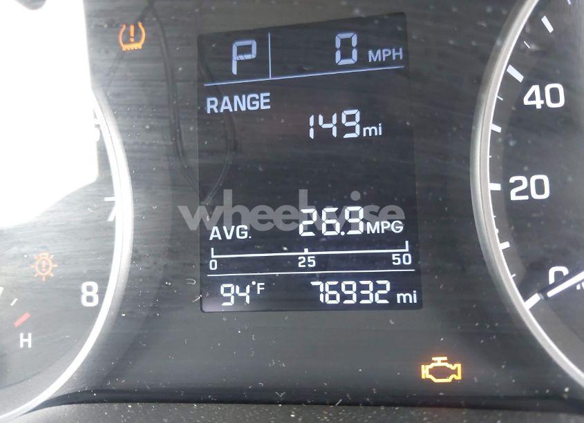 Photo 15 of 2018 Hyundai Elantra SE (VIN 5NPD74LF2JH354367)