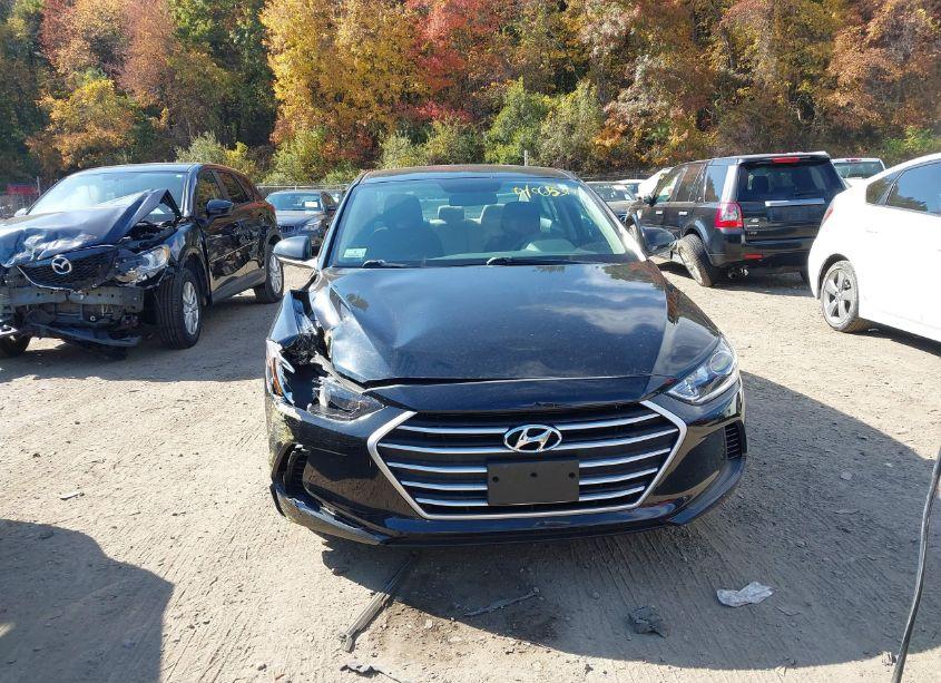 Photo 12 of 2018 Hyundai Elantra SE (VIN 5NPD74LF2JH354613)