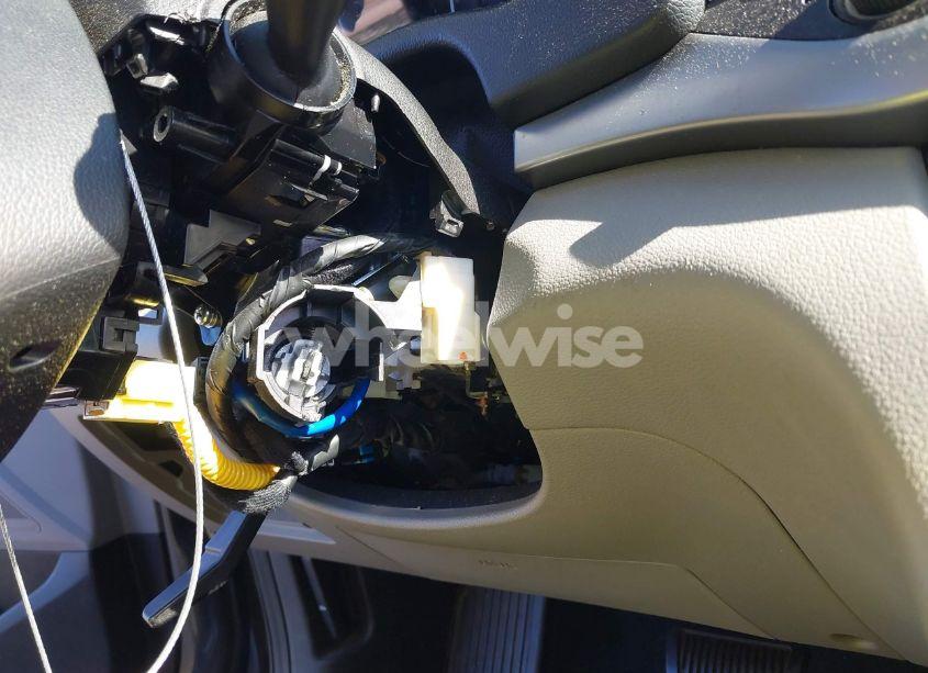 Photo 6 of 2018 Hyundai Elantra SE (VIN 5NPD74LF2JH374537)