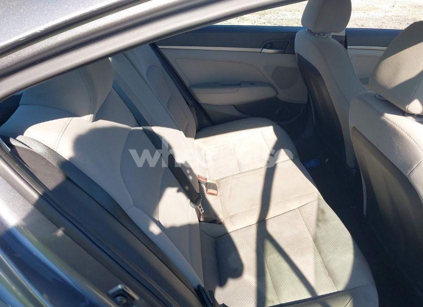 Photo 8 of 2018 Hyundai Elantra SE (VIN 5NPD74LF2JH374537)