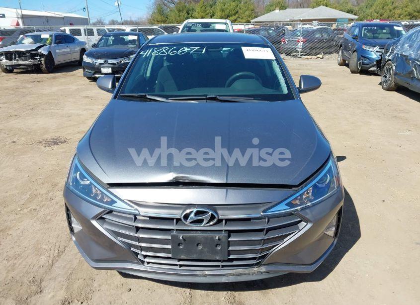 Photo 13 of 2019 Hyundai Elantra SE (VIN 5NPD74LF2KH470587)