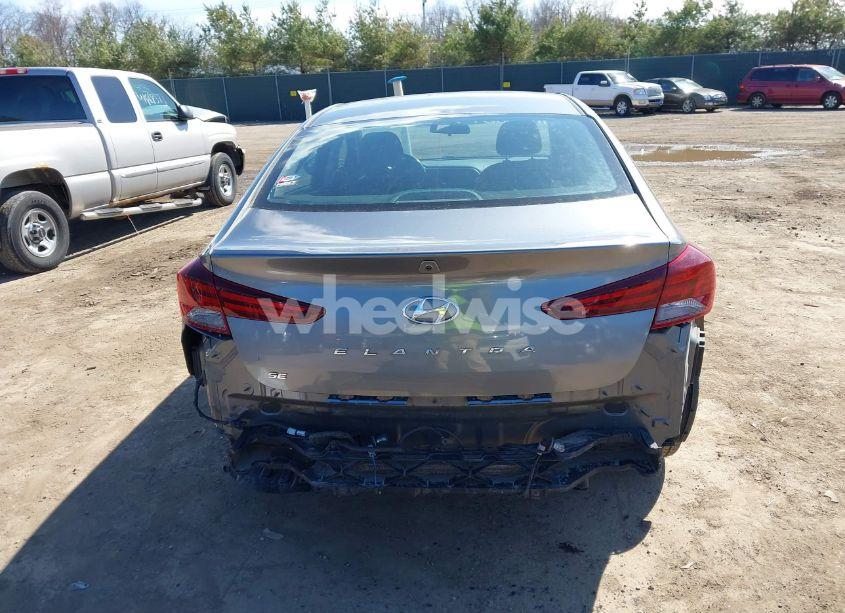 Photo 17 of 2019 Hyundai Elantra SE (VIN 5NPD74LF2KH470587)