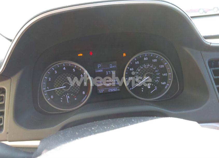 Photo 7 of 2019 Hyundai Elantra SE (VIN 5NPD74LF2KH470587)