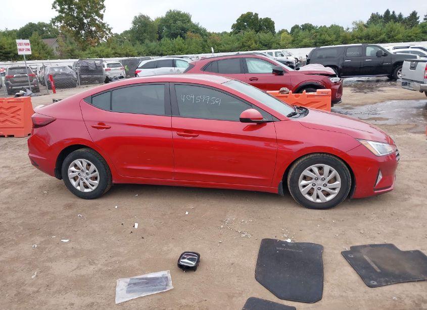 Photo 14 of 2019 Hyundai Elantra SE (VIN 5NPD74LF2KH477474)