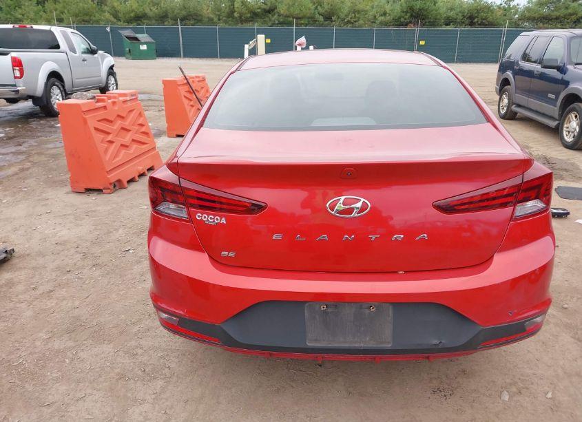 Photo 17 of 2019 Hyundai Elantra SE (VIN 5NPD74LF2KH477474)