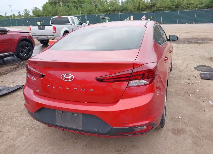 Photo 4 of 2019 Hyundai Elantra SE (VIN 5NPD74LF2KH477474)