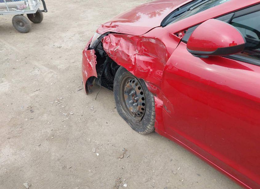 Photo 6 of 2019 Hyundai Elantra SE (VIN 5NPD74LF2KH477474)