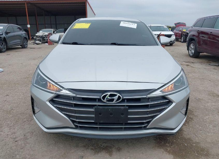 Photo 12 of 2019 Hyundai Elantra SE (VIN 5NPD74LF2KH495926)