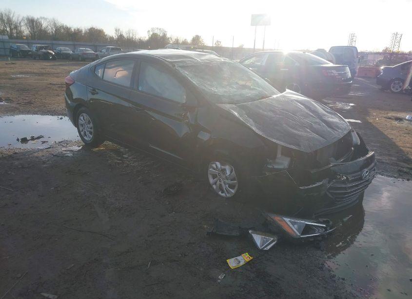 2019 Hyundai Elantra SE (VIN 5NPD74LF2KH497207) main photo