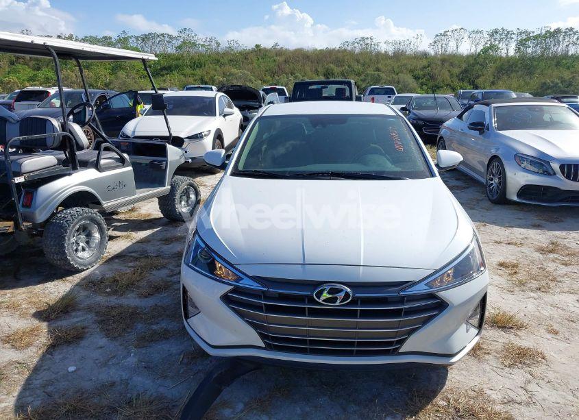 Photo 12 of 2020 Hyundai Elantra SE (VIN 5NPD74LF2LH589189)
