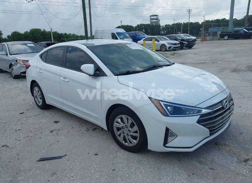 2020 Hyundai Elantra SE (VIN 5NPD74LF2LH589662) main photo
