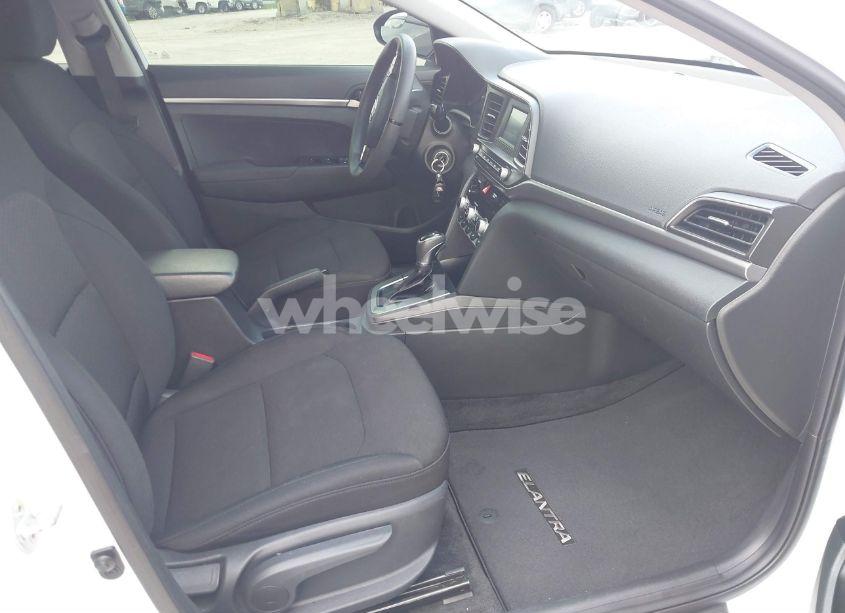Photo 5 of 2020 Hyundai Elantra SE (VIN 5NPD74LF2LH589662)
