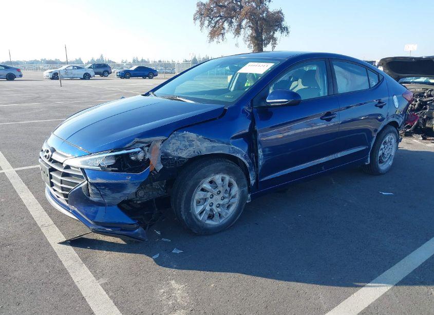 Photo 2 of 2020 Hyundai Elantra SE (VIN 5NPD74LF2LH592187)