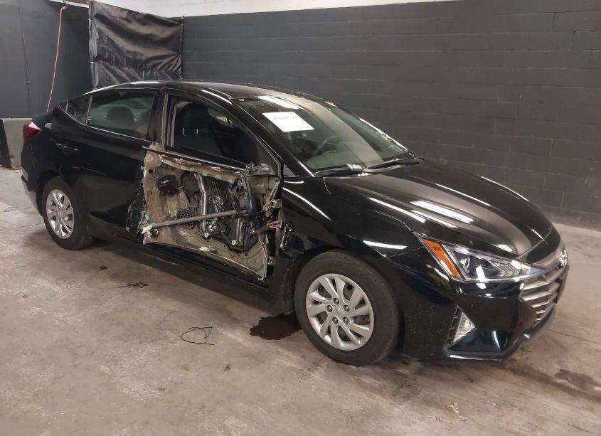 2020 Hyundai Elantra SE (VIN 5NPD74LF2LH604788) main photo