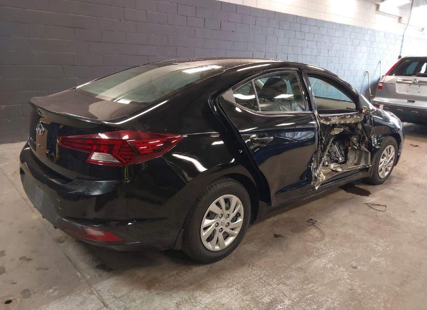 Photo 4 of 2020 Hyundai Elantra SE (VIN 5NPD74LF2LH604788)