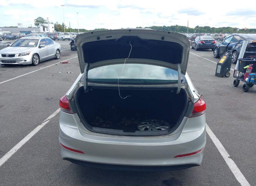 Photo 17 of 2017 Hyundai Elantra SE (VIN 5NPD74LF3HH065279)