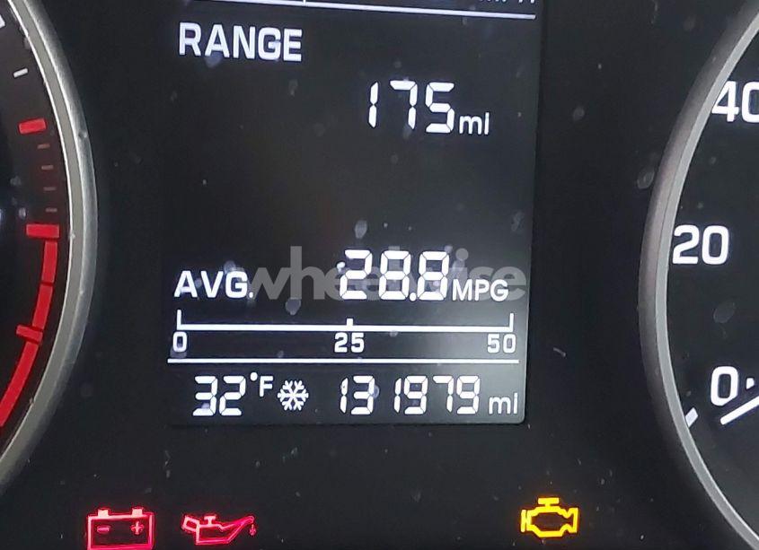 Photo 15 of 2017 Hyundai Elantra SE (VIN 5NPD74LF3HH147173)