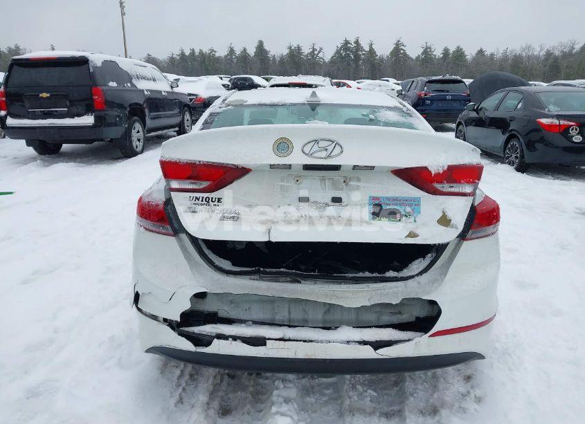 Photo 16 of 2017 Hyundai Elantra SE (VIN 5NPD74LF3HH147173)