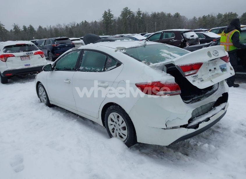 Photo 3 of 2017 Hyundai Elantra SE (VIN 5NPD74LF3HH147173)