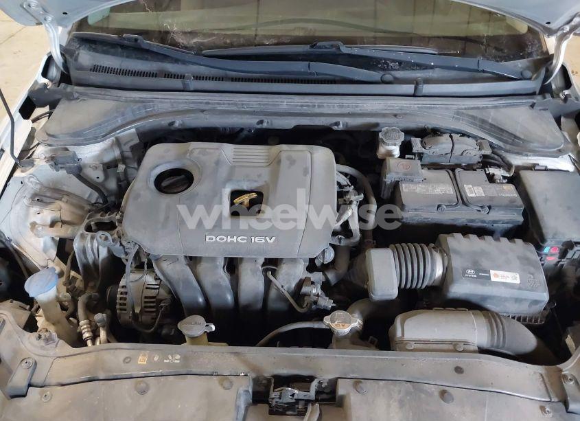 Photo 10 of 2017 Hyundai Elantra SE (VIN 5NPD74LF3HH147643)