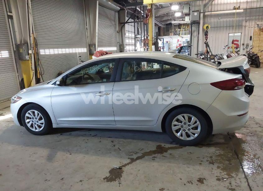 Photo 15 of 2017 Hyundai Elantra SE (VIN 5NPD74LF3HH147643)