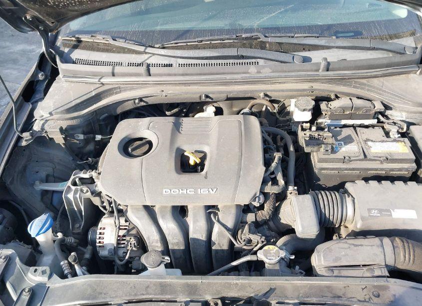 Photo 10 of 2017 Hyundai Elantra SE (VIN 5NPD74LF3HH154642)