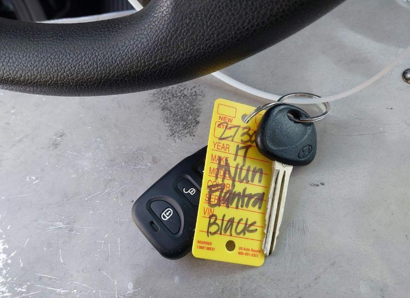 Photo 11 of 2017 Hyundai Elantra SE (VIN 5NPD74LF3HH154642)