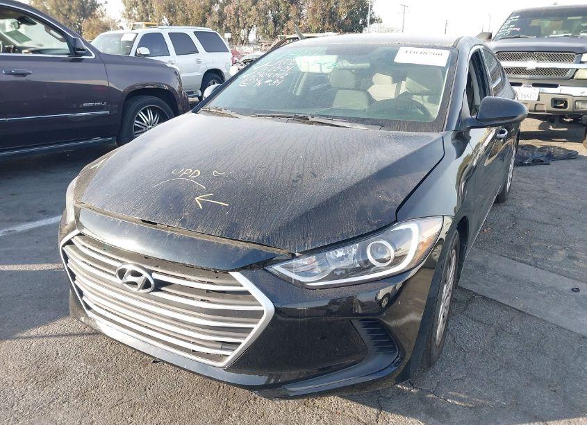 Photo 2 of 2017 Hyundai Elantra SE (VIN 5NPD74LF3HH154642)